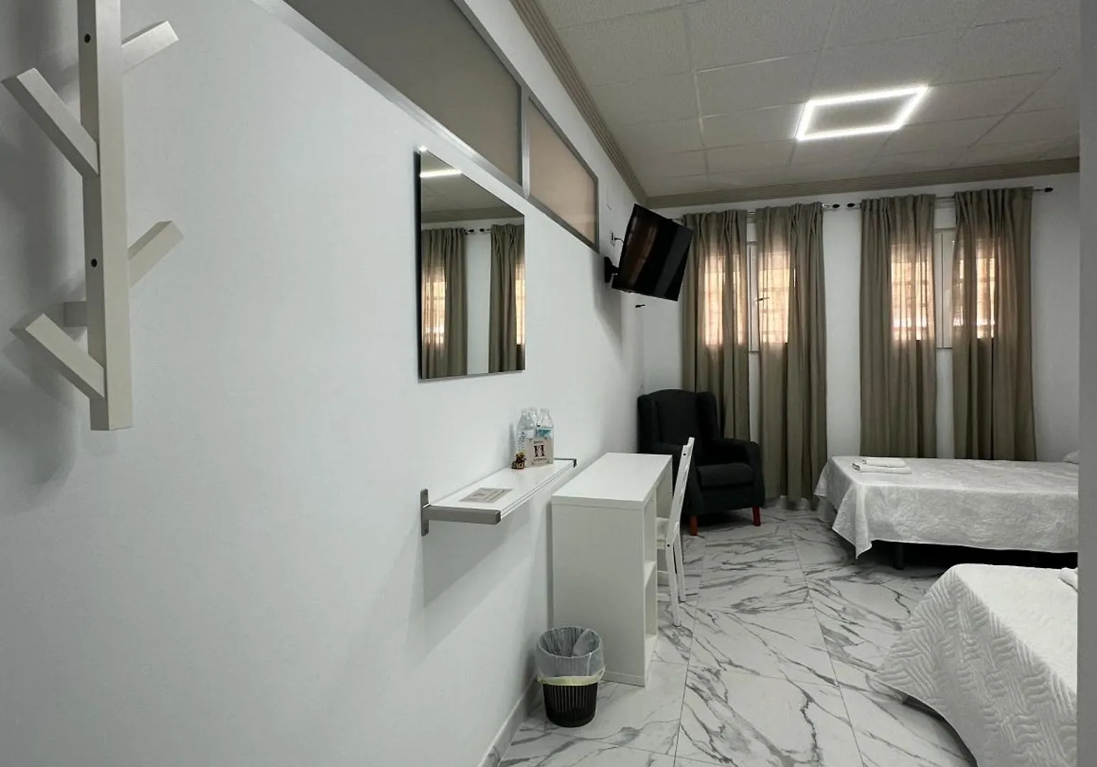 Hotel Avenida Velez Malaga 0*,  Spain