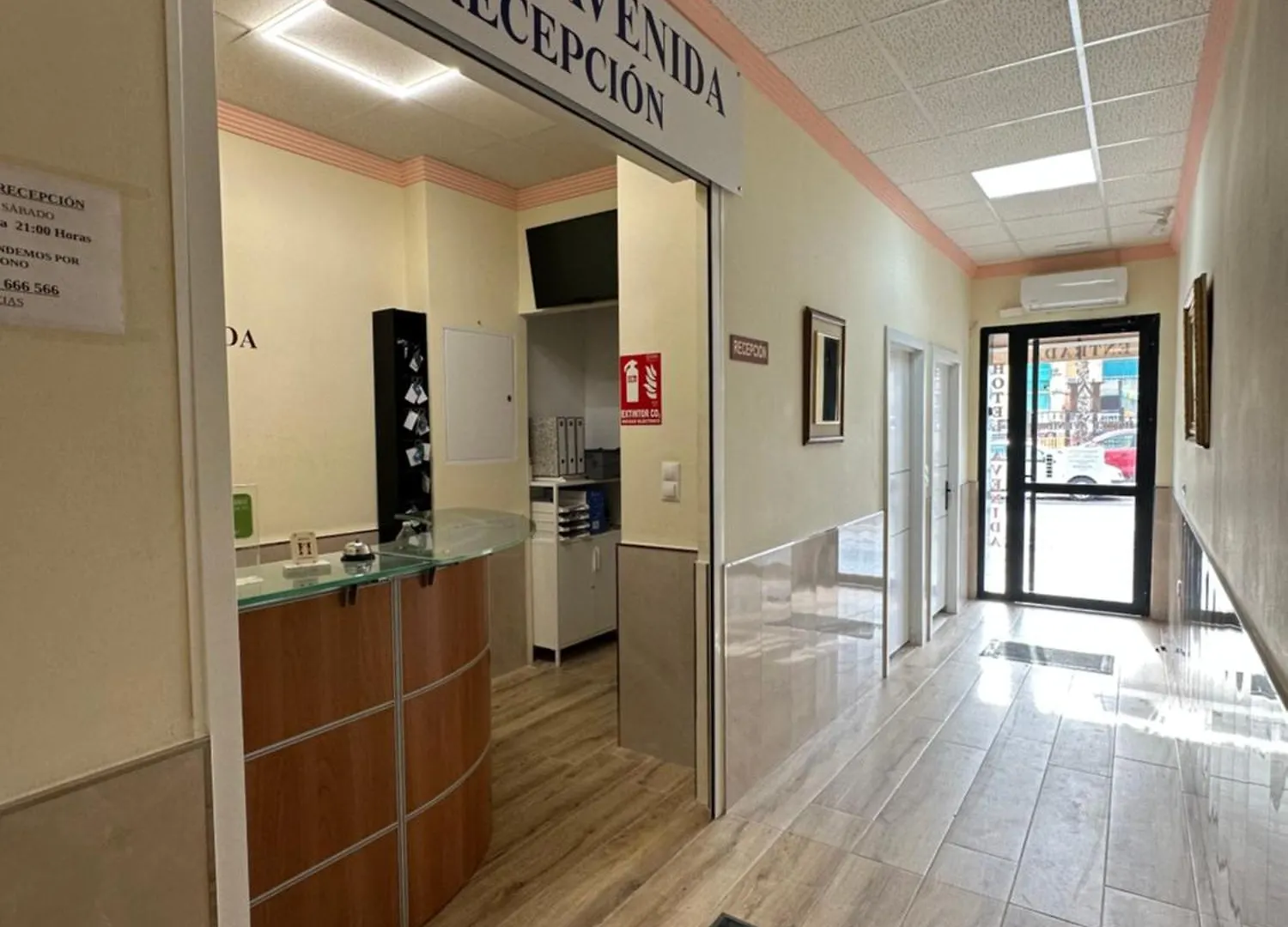 Apartment Hotel Avenida Velez Malaga