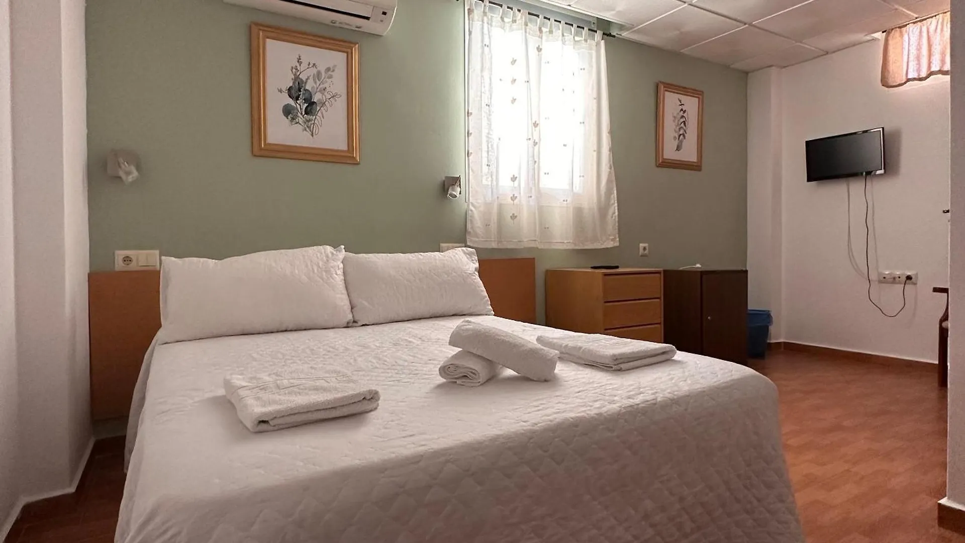 Hotel Avenida Velez Malaga 0*,